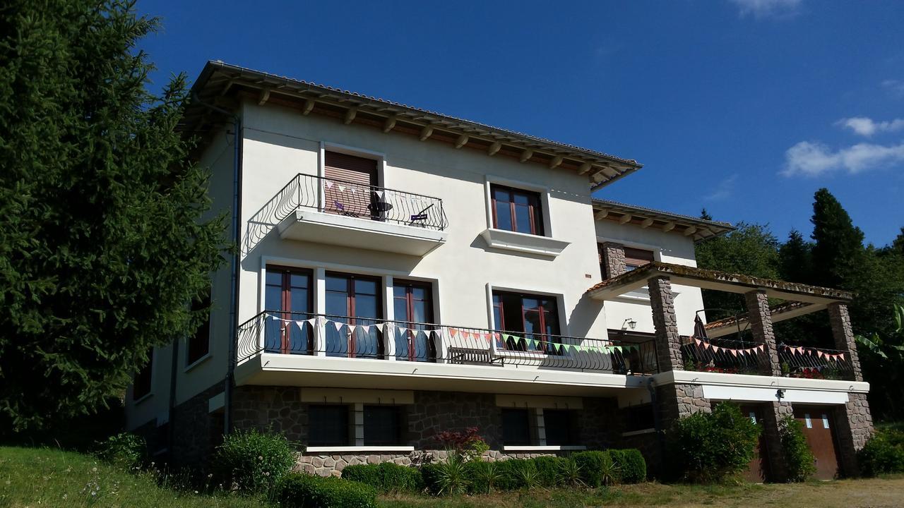 13 Bees Bed & Breakfast Confolens Ngoại thất bức ảnh